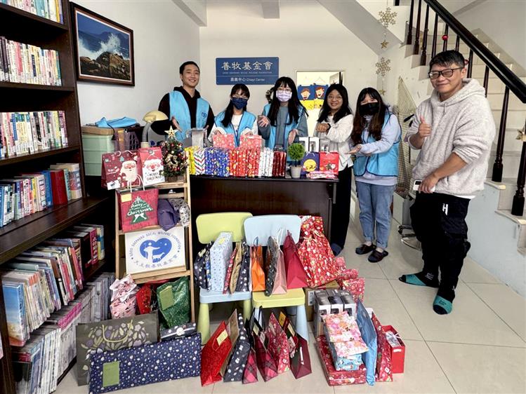 【全心投控】凝聚愛心，超過百份禮物點亮弱勢兒童聖誕夢